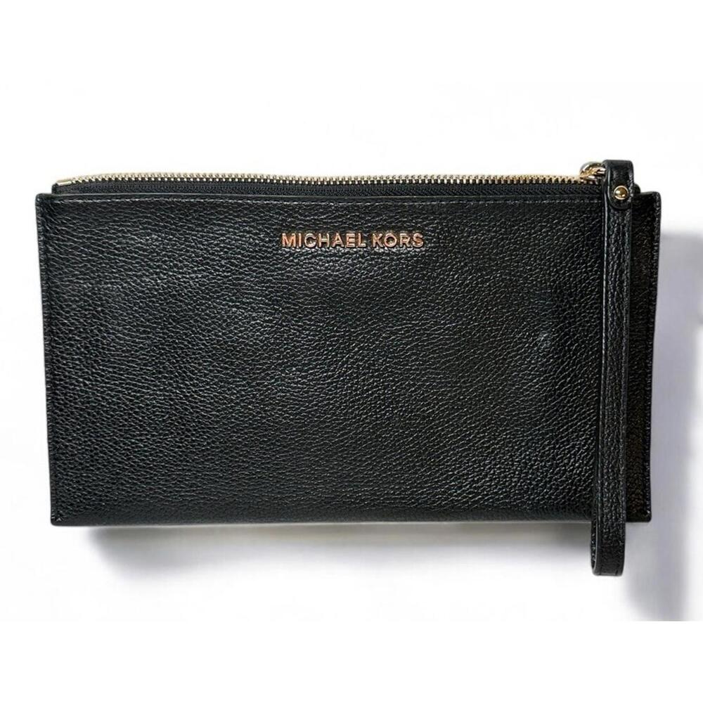 Michael Kors Large Zip Clutch Wristlet Black Pebbled Leather Preowned EUC